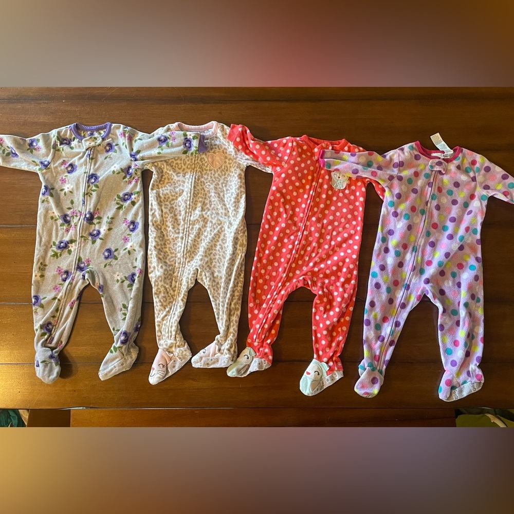 Lot of 4 fleece sleepers